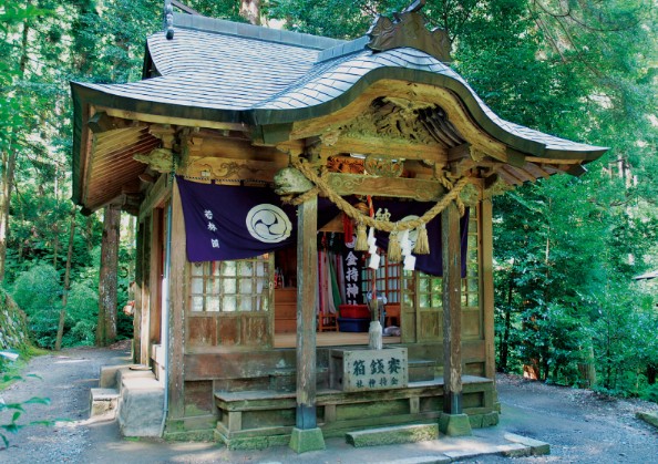 金運の聖地「金持神社」